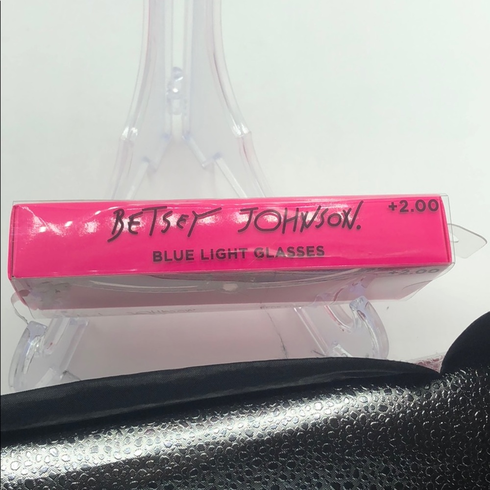 Betsey Johnson Blue Light Glasses +2.00 - Picture 2 of 3